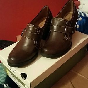 Women Oxford shoes